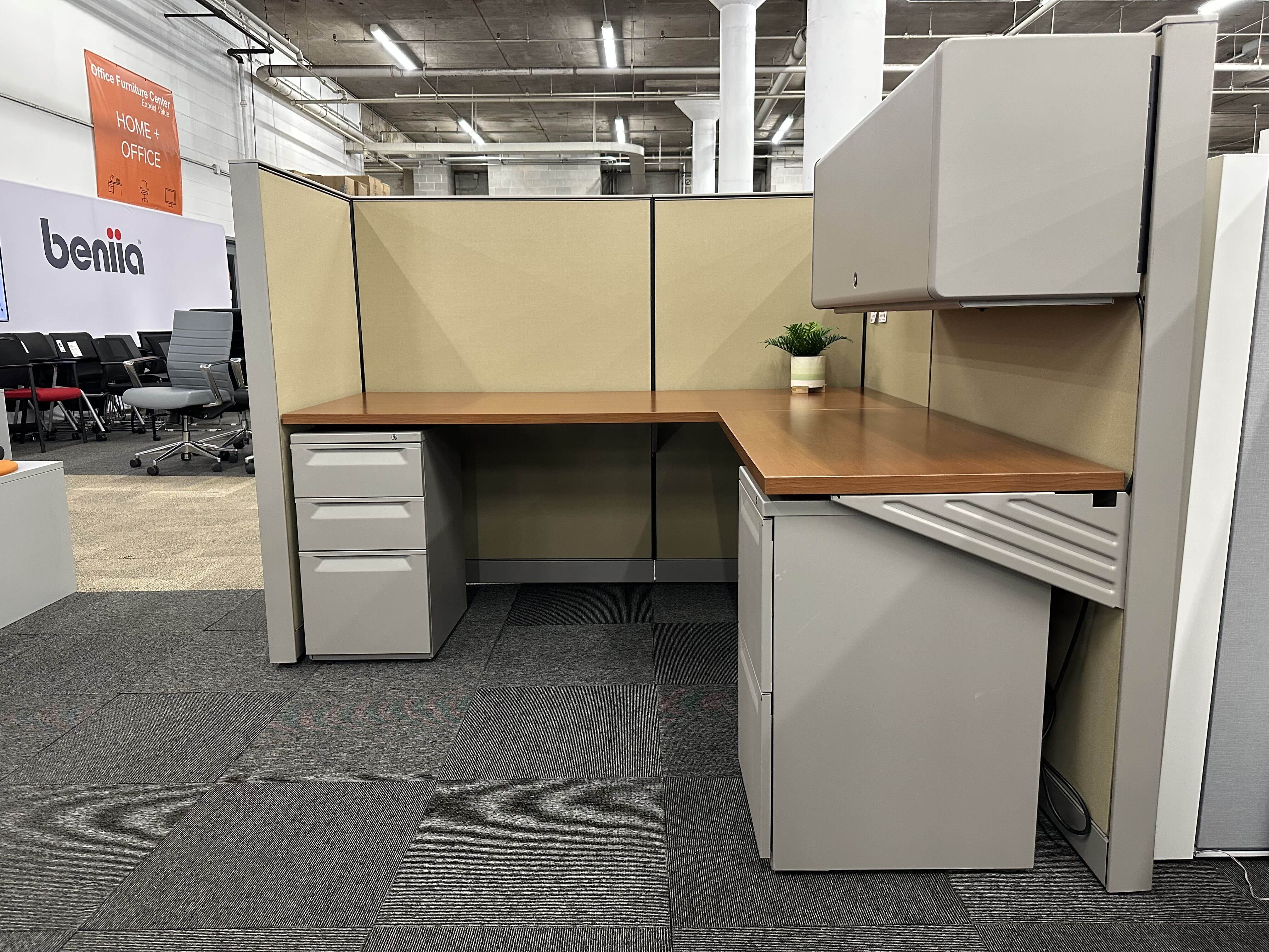 Used herman miller canvas 110325 OFC1 2 Used herman miller canvas 110325 OFC1 2