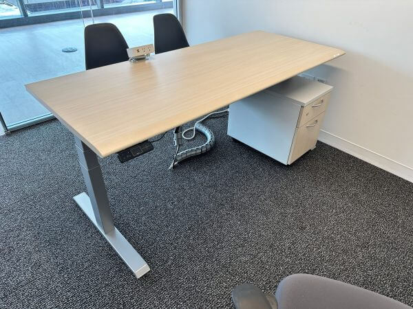 Used steelcase answer beam 022626 FSI1 4 Used steelcase answer beam 022626 FSI1 4